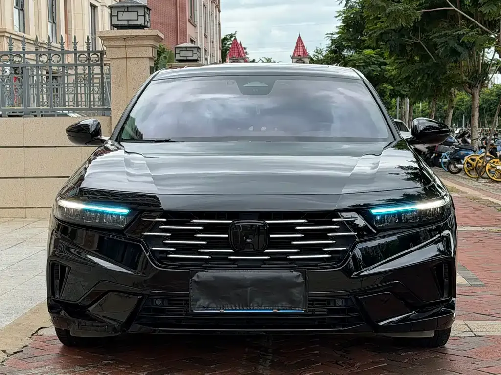 Honda Accord — фото 5