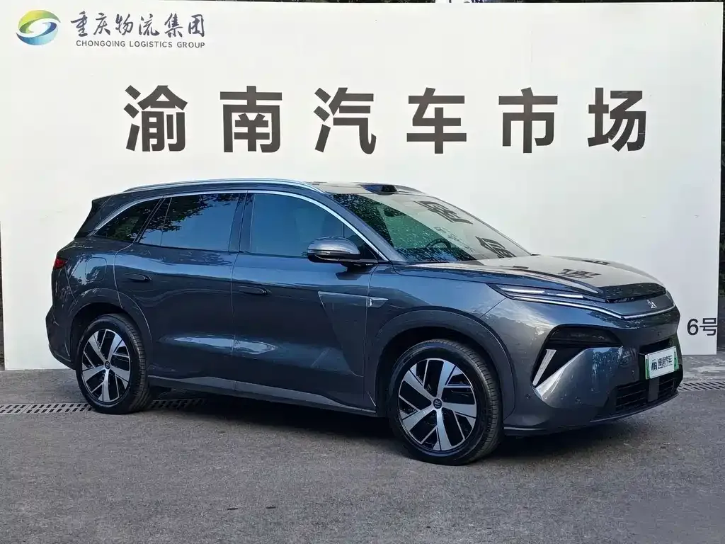 BYD Tang L — фото 6