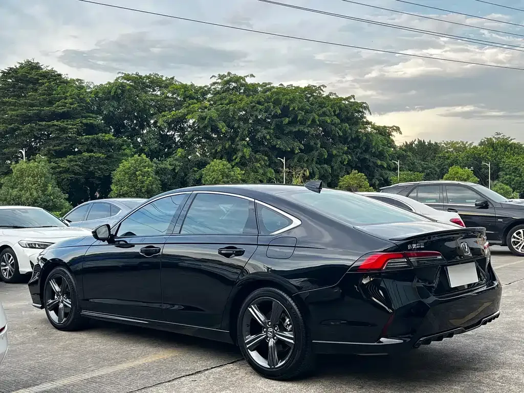 Honda Inspire — фото 4