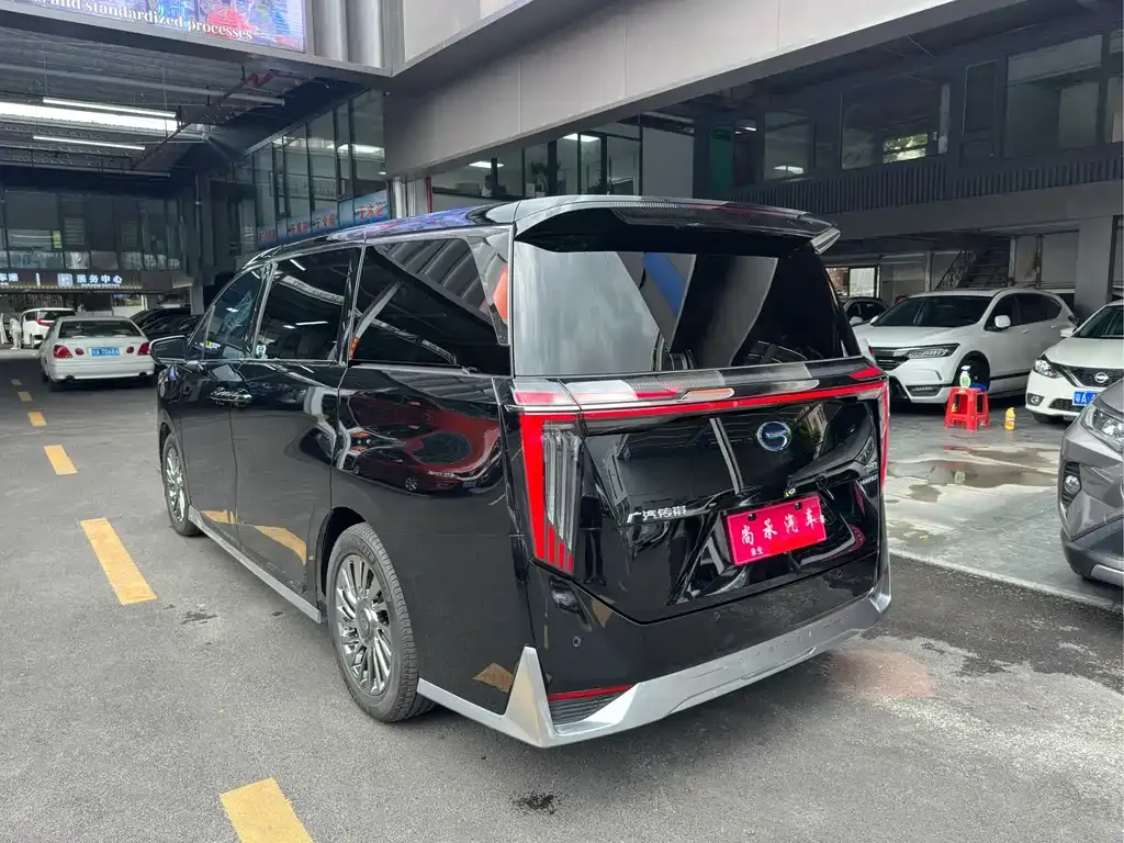 GAC Motor Trumpchi M8 — фото 6