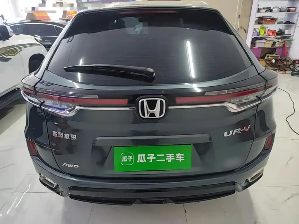 Honda UR-V — фото 9