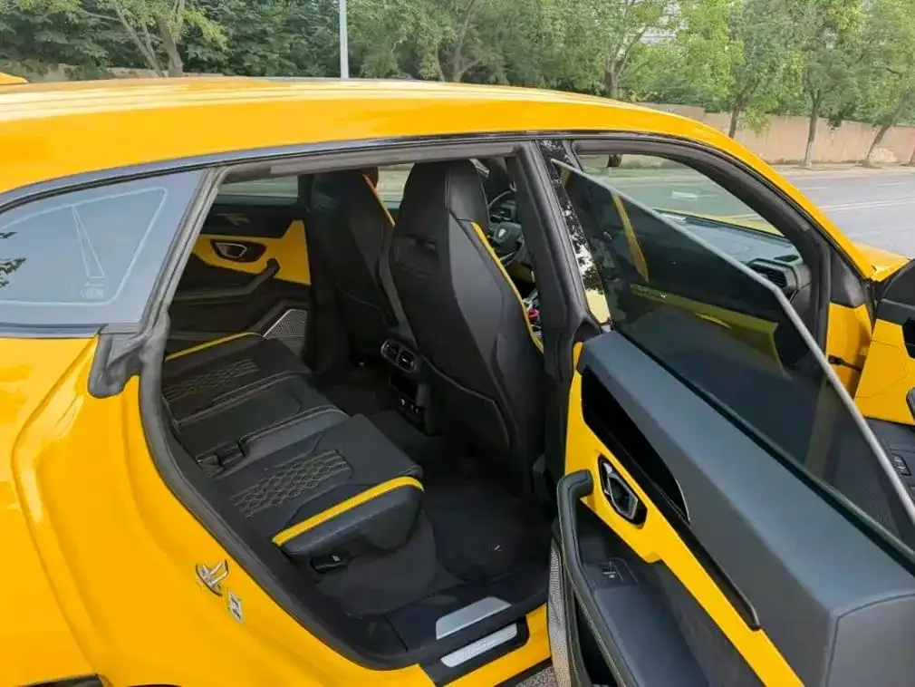 Lamborghini Urus — фото 4