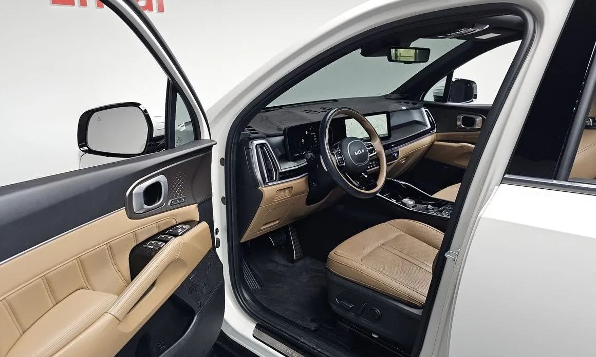 Kia Sorento — фото 8