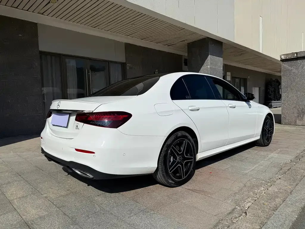 Mercedes-Benz E-Class (Import) — фото 4