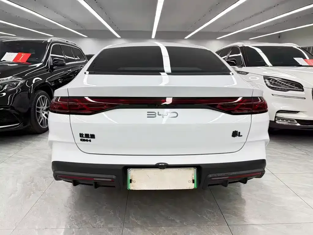BYD Qin L — фото 4