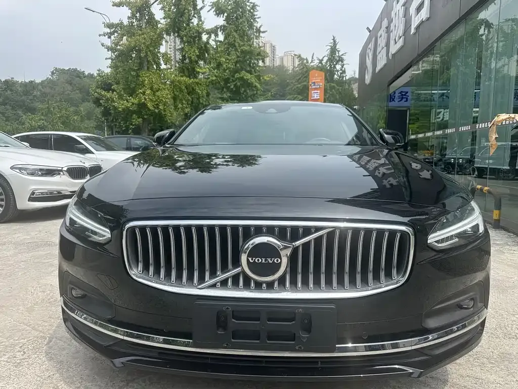 Volvo S90 — фото 10