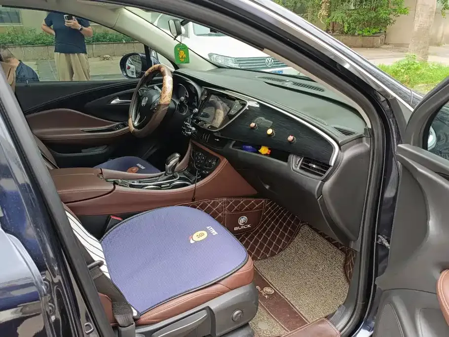 Buick Envision Plus — фото 5