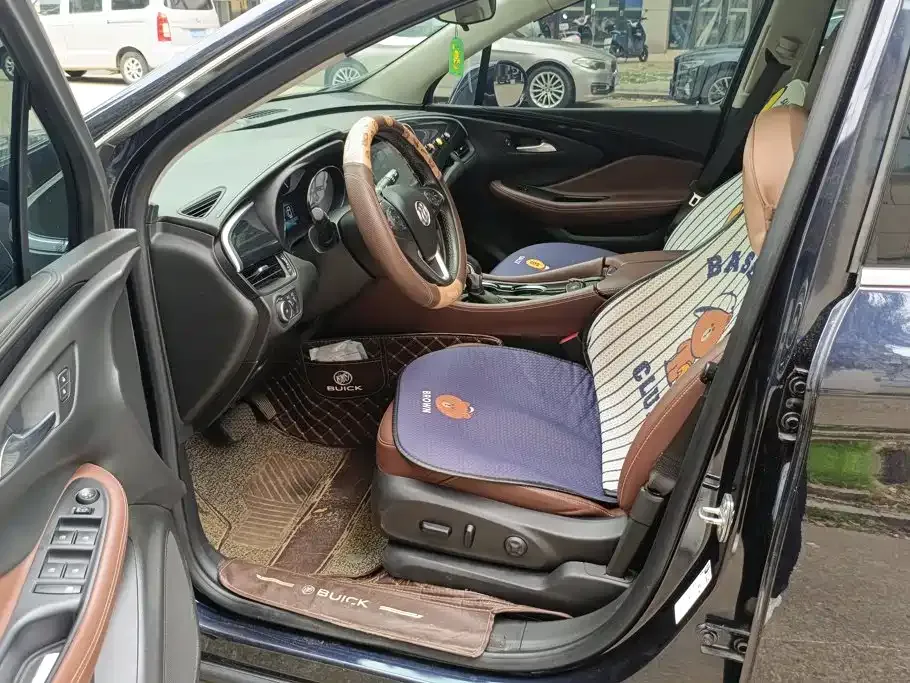Buick Envision Plus — фото 9
