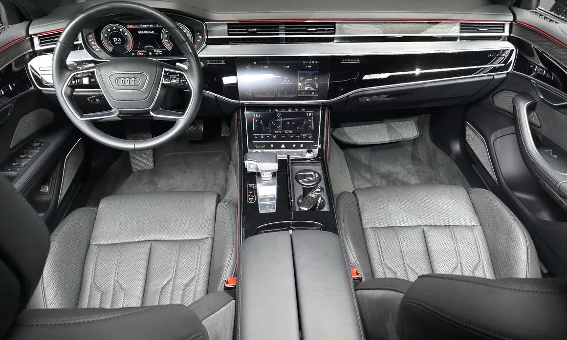 Audi A8 — фото 10