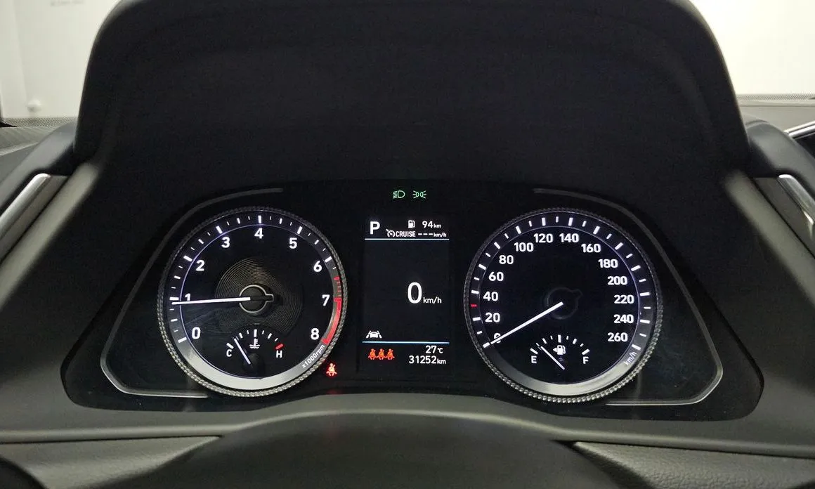Hyundai Sonata — фото 10