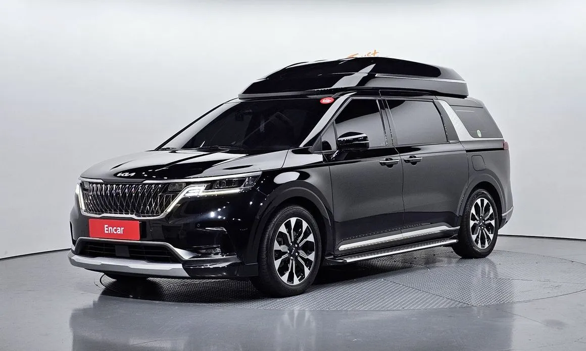 Kia Carnival — фото 1