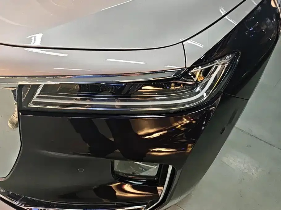 Hongqi H9 — фото 10