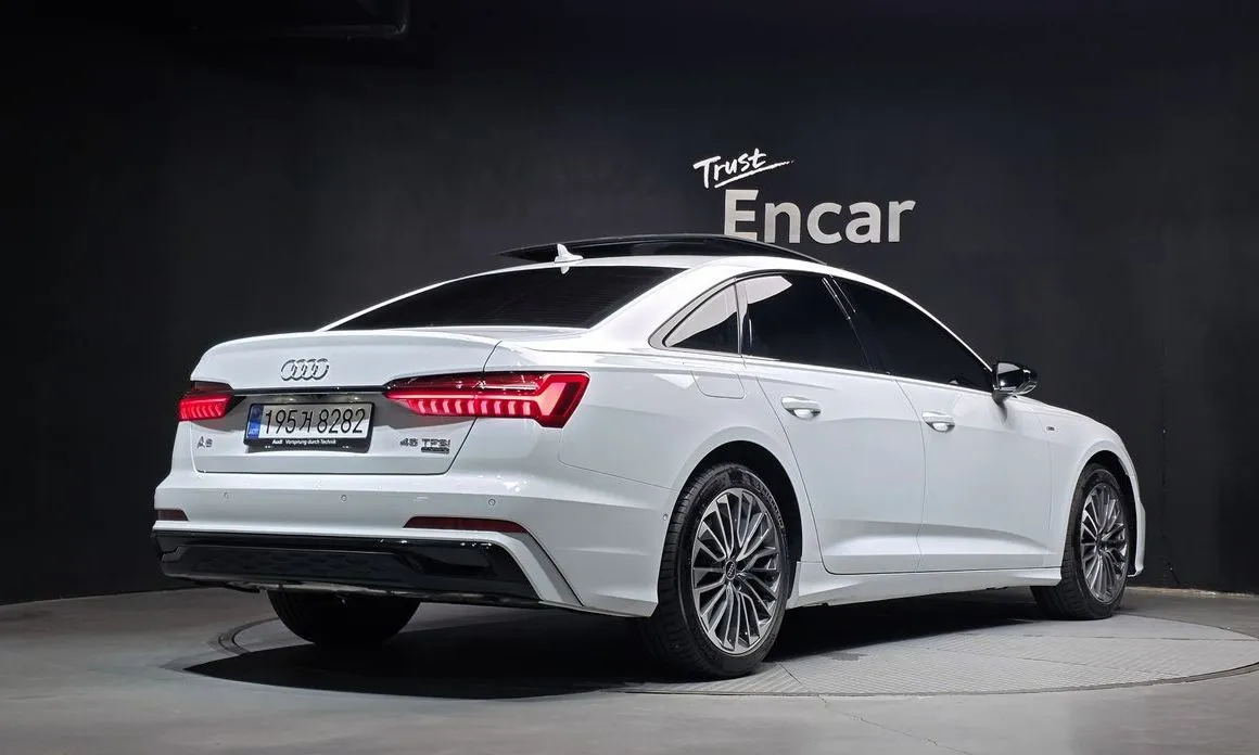 Audi A6 — фото 2