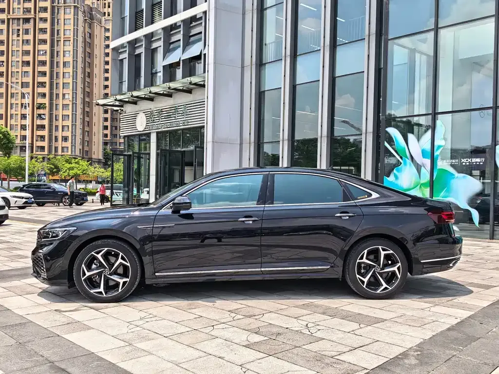 Volkswagen Passat — фото 9