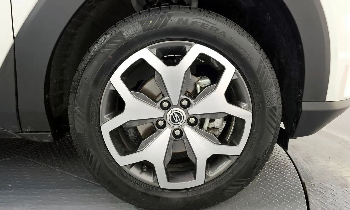 KG Mobility (Ssangyong) Torres — фото 5