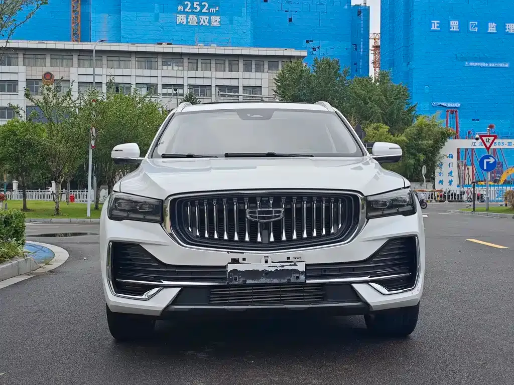 Geely Xingyue L — фото 10
