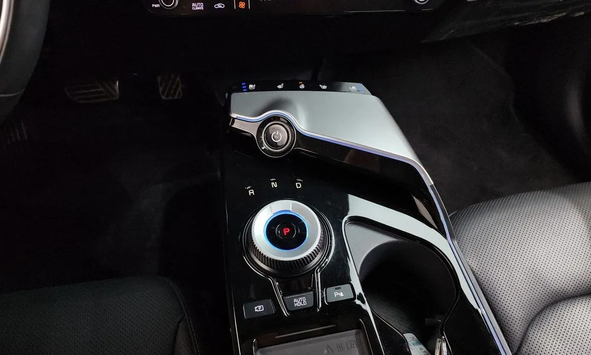 Kia EV6 — фото 9