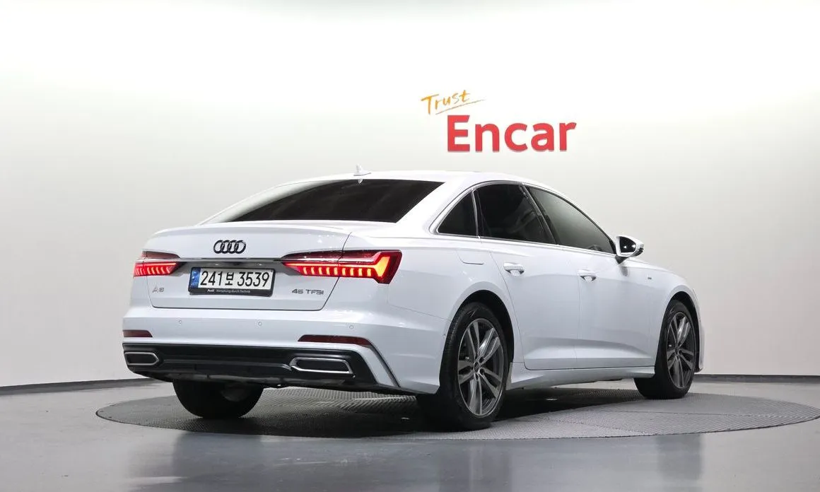 Audi A6 — фото 6