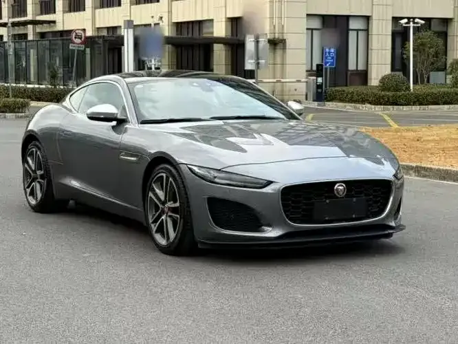 Jaguar F-TYPE — фото 4