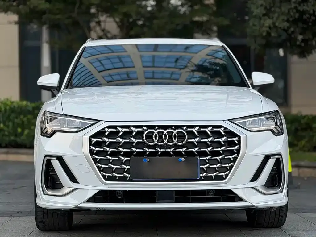 Audi Q3 — фото 5