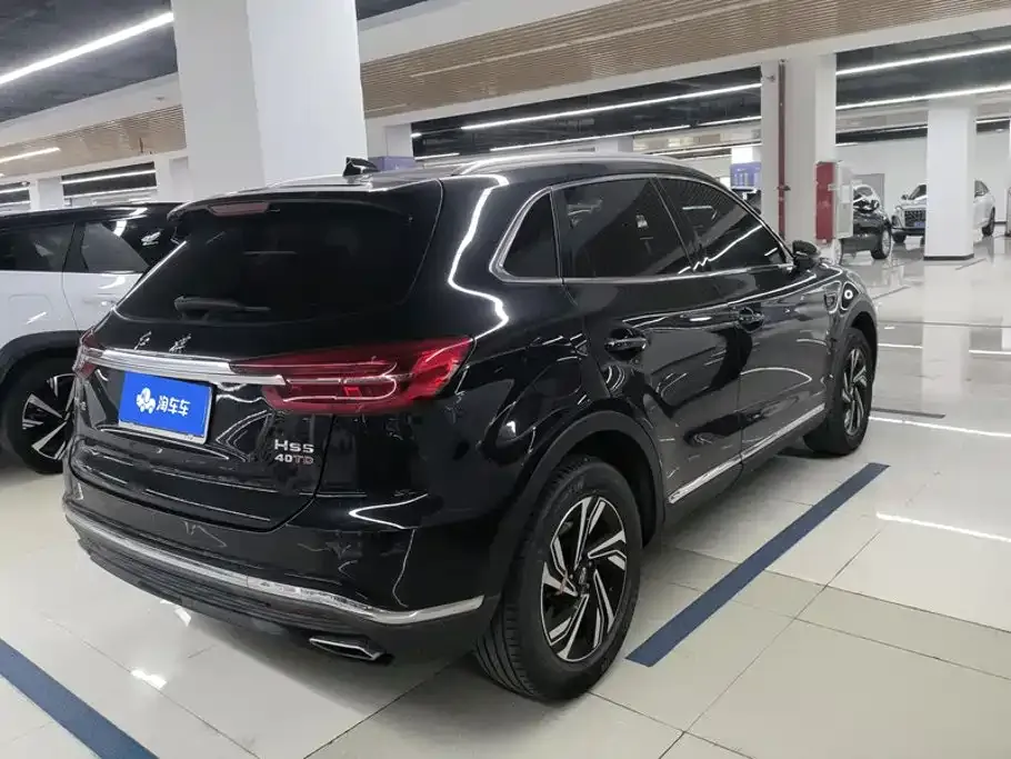 Hongqi HS5 — фото 3