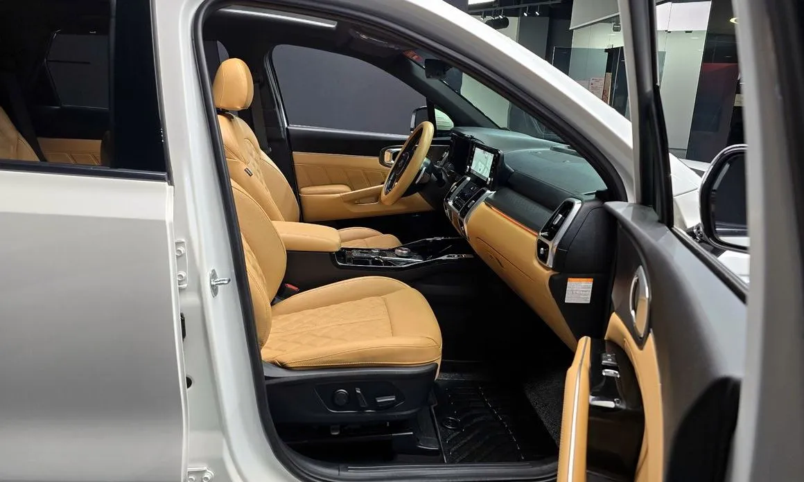 Kia Sorento — фото 8
