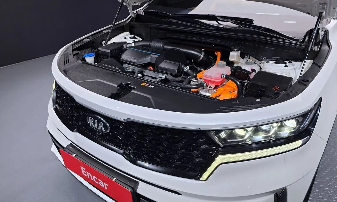 Kia Sorento — фото 9