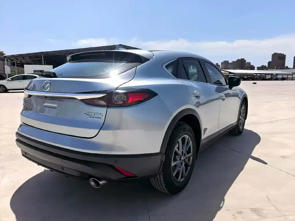 Mazda CX-4 — фото 4