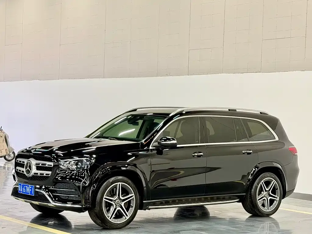 Mercedes-Benz GLS — фото 1