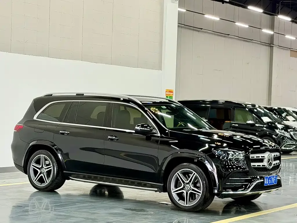 Mercedes-Benz GLS — фото 10