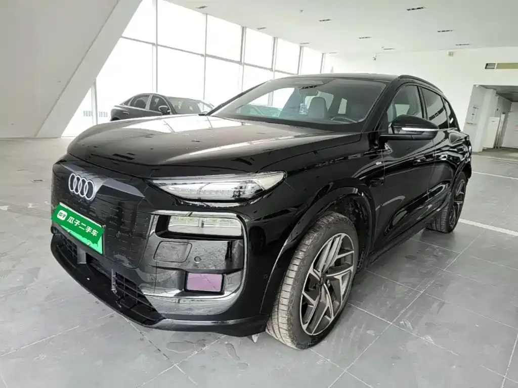 Audi Q6L e-tron — фото 5
