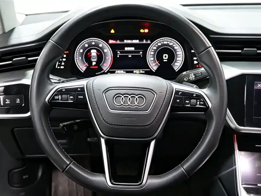 Audi A6L — фото 8