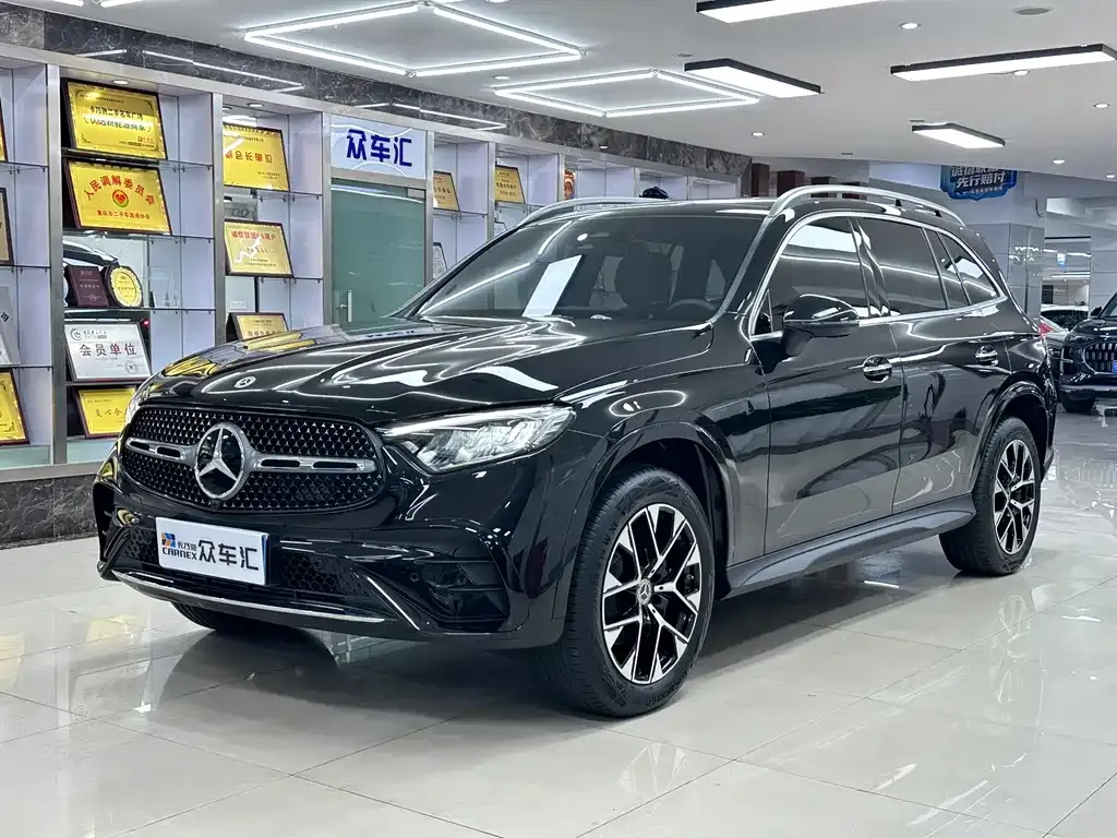 Mercedes-Benz GLC — фото 1