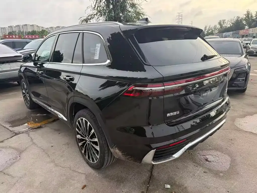 Geely Xingyue L — фото 6