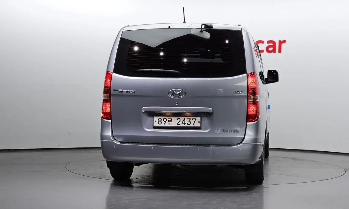 Hyundai Starex — фото 4