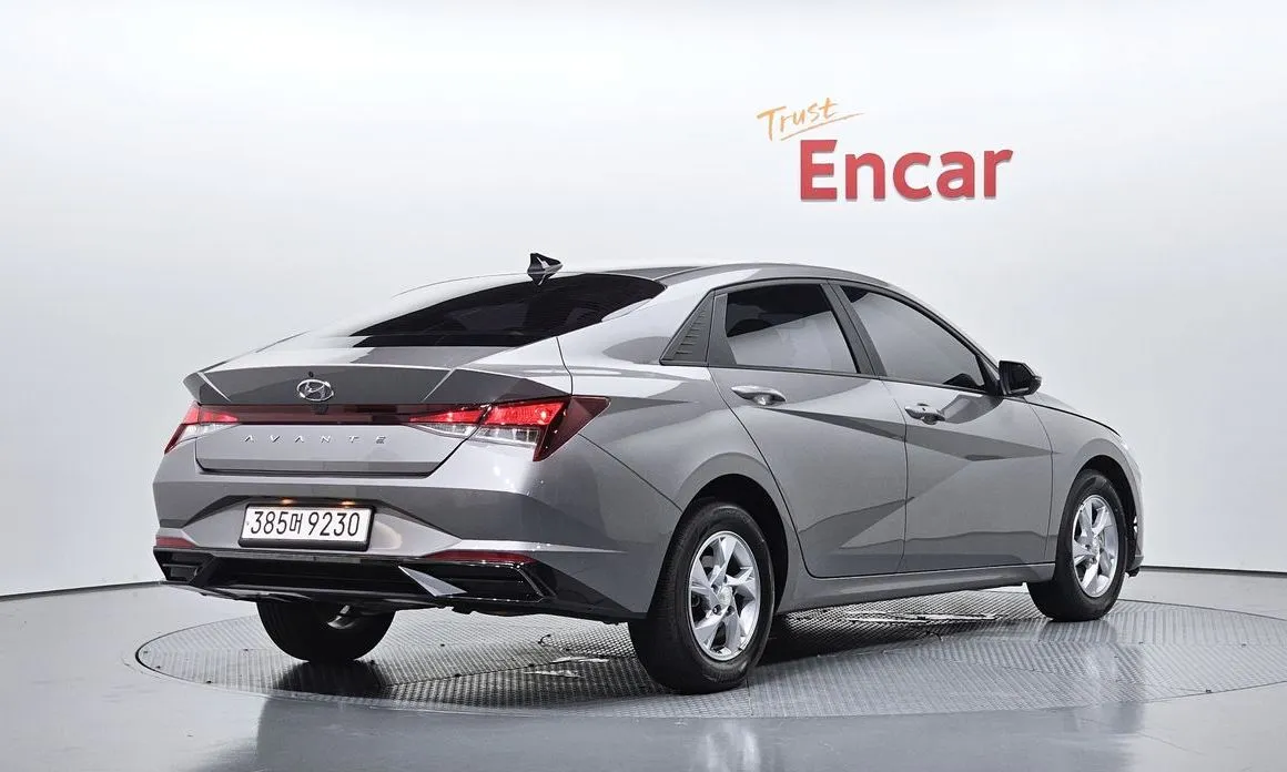Hyundai AVANTE — фото 2