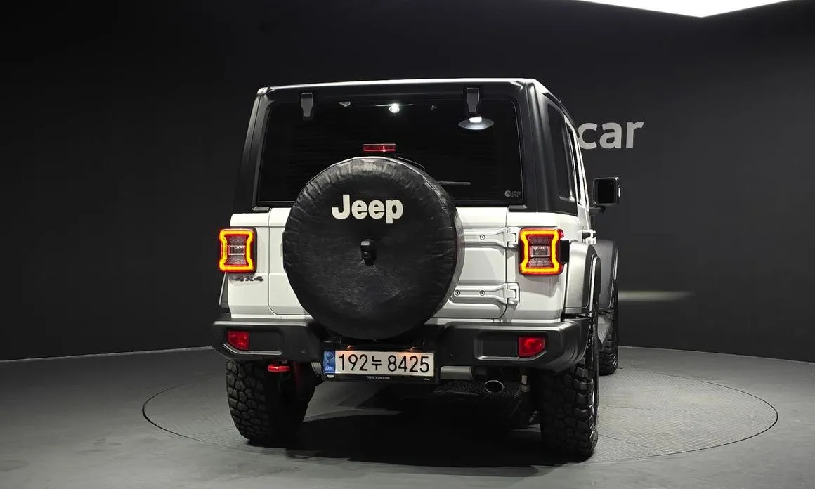 Jeep Wrangler — фото 2