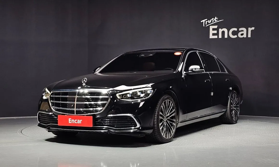 Mercedes-Benz S-Class — фото 1