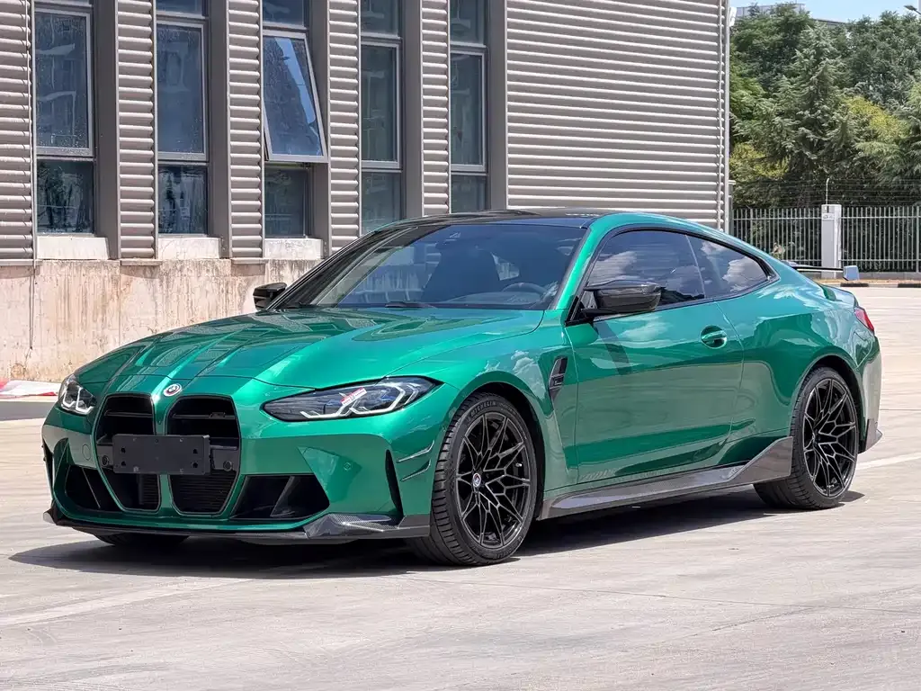 BMW M4 — фото 1