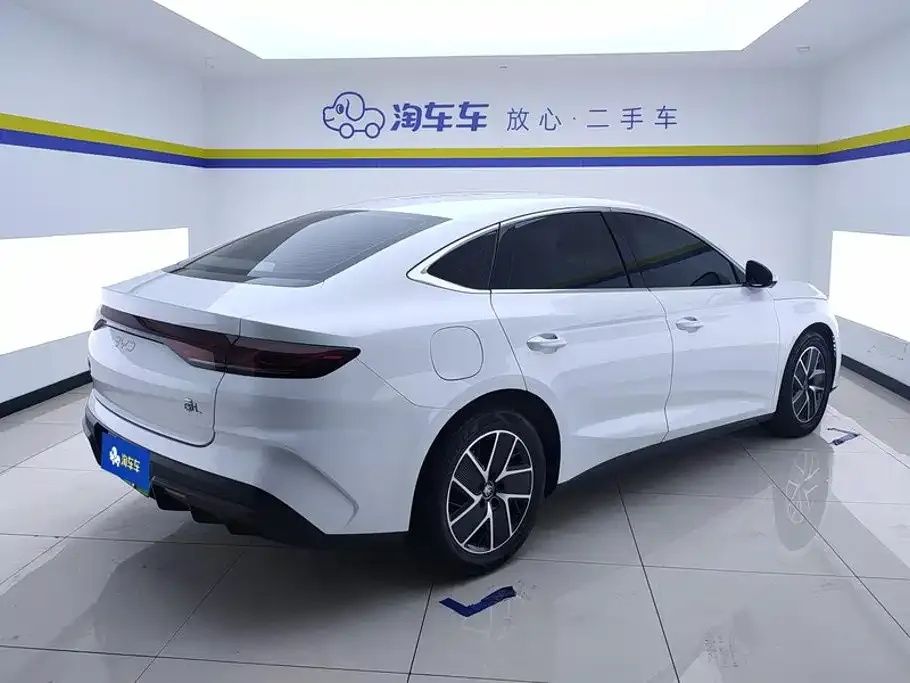 BYD Qin L — фото 7