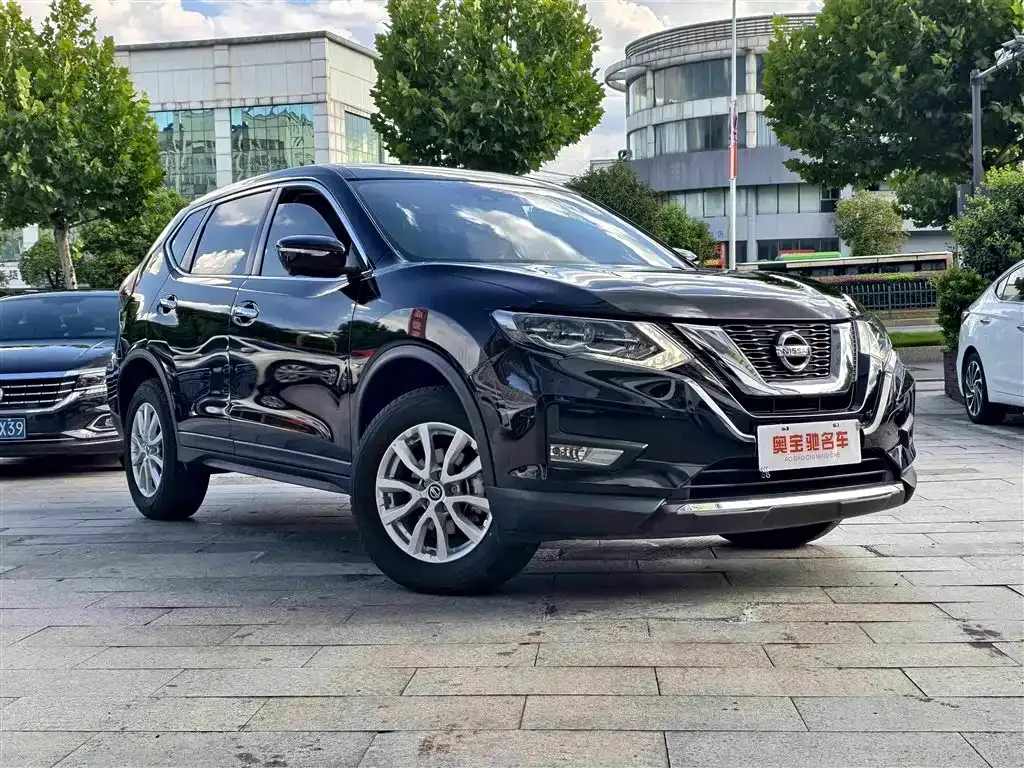 Nissan X-Trail — фото 6