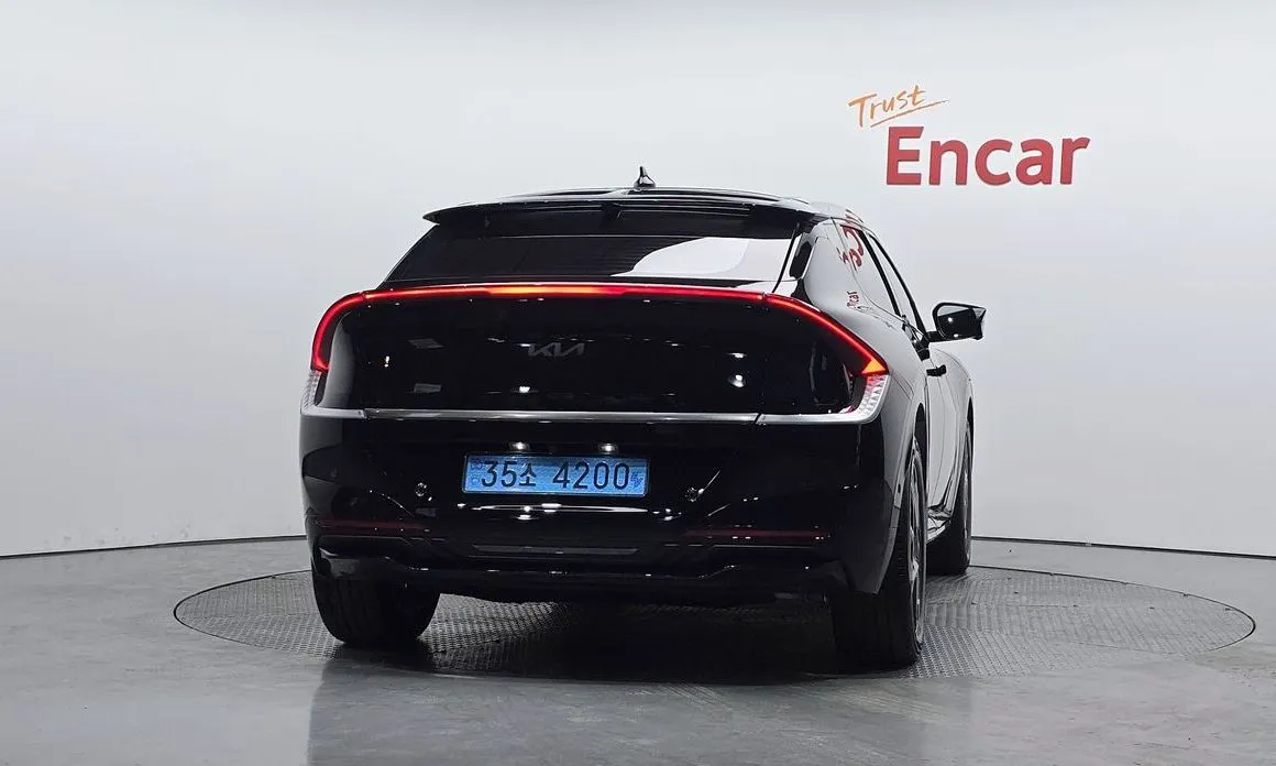 Kia EV6 — фото 4