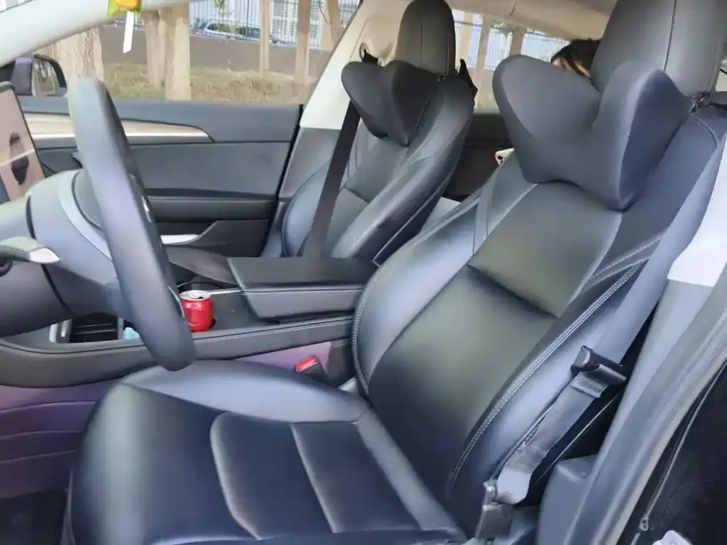 Tesla Model 3 — фото 10