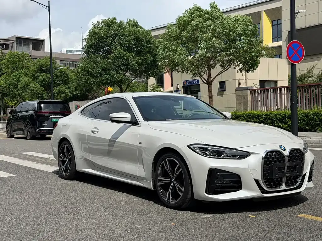 BMW 4 Series — фото 1