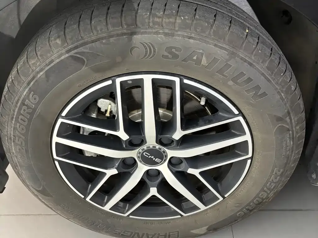 BYD Seal 05 DM-i — фото 10