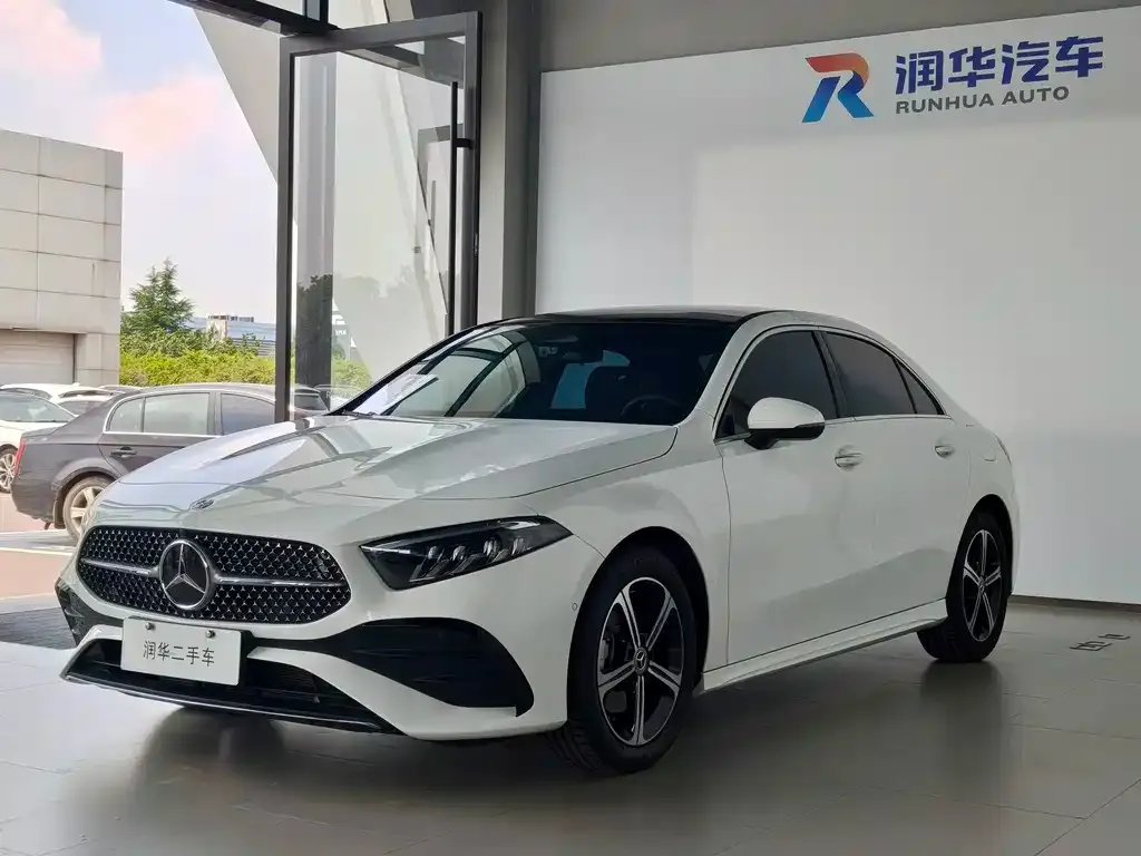 Mercedes-Benz A-Class — фото 1