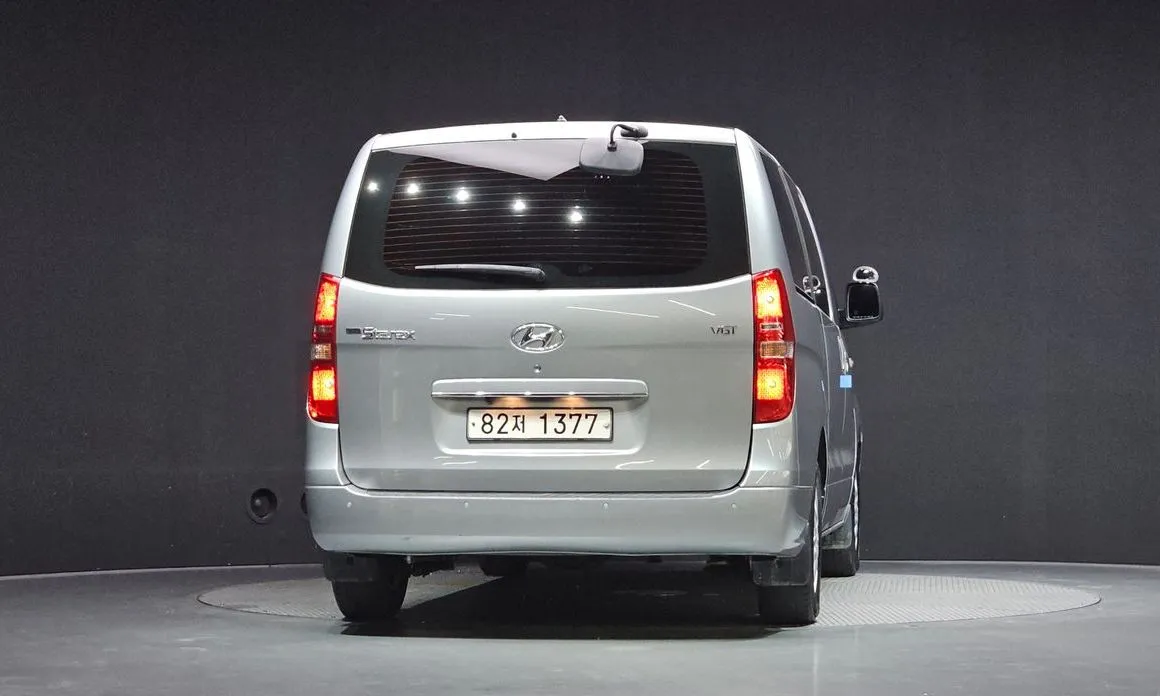 Hyundai Starex — фото 4