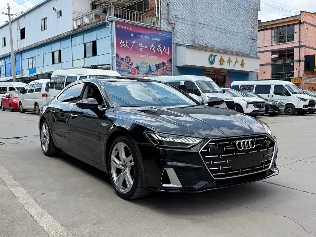 Audi A7L — фото 10