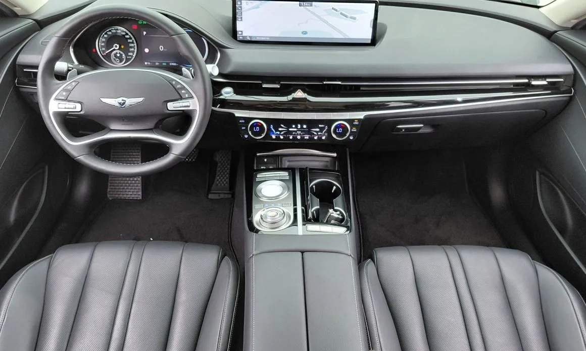 Genesis G80 — фото 9