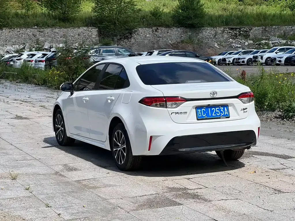 Toyota Levin — фото 10
